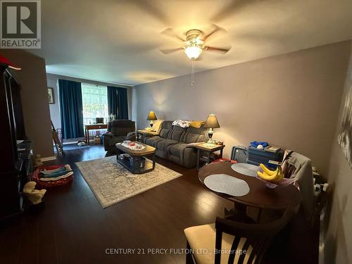 UNIT 1 - 220 ROSEDALE DRIVE , Whitby, Ontario L1N 1Z3 3