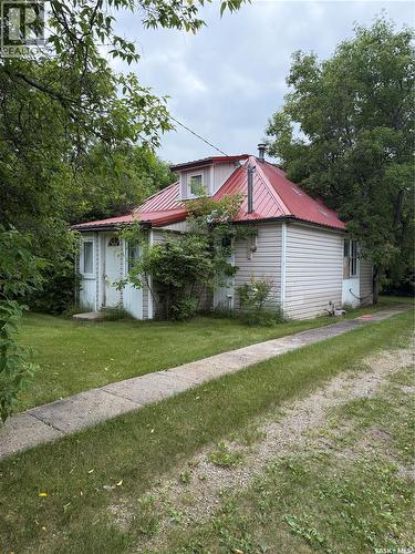 301 Elizabeth Street, Stockholm, SK - Outdoor