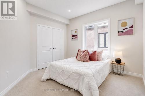 879 Plum Place, Milton, ON - Indoor Photo Showing Bedroom