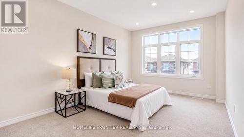 879 Plum Place, Milton, ON - Indoor Photo Showing Bedroom