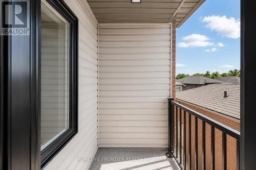 879 Plum Place, Milton, ON - Outdoor With Exterior
