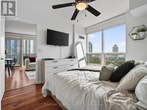 1103 - 155 Legion Road, Toronto, ON - Indoor Photo Showing Bedroom