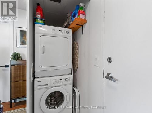 1103 - 155 Legion Road, Toronto, ON - Indoor Photo Showing Laundry Room