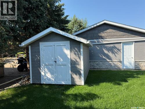 72 3Rd Avenue W, Metinota, SK - Outdoor