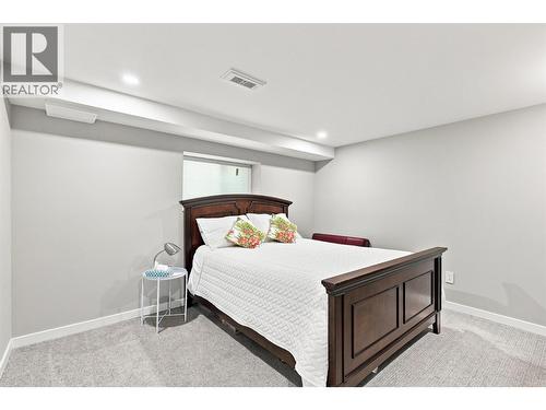 468 Grandview Terrace, Kamloops, BC - Indoor Photo Showing Bedroom