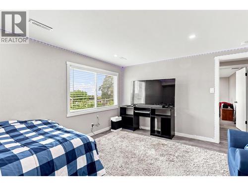 Some items virtually removed - 468 Grandview Terrace, Kamloops, BC - Indoor Photo Showing Bedroom