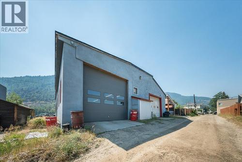 2045 Columbia Avenue, Trail, BC 