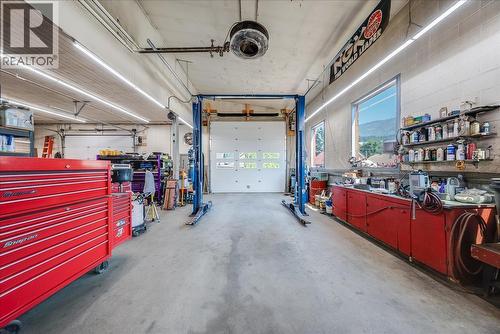 2045 Columbia Avenue, Trail, BC 