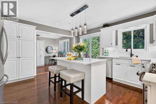 5140 Crimson King Way, Beamsville, ON - Indoor Photo Showing Kitchen With Upgraded Kitchen
