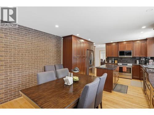 779 Gleneagles Drive, Kamloops, BC - Indoor