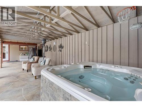 779 Gleneagles Drive, Kamloops, BC - Indoor