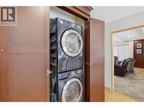 779 Gleneagles Drive, Kamloops, BC - Indoor Photo Showing Laundry Room