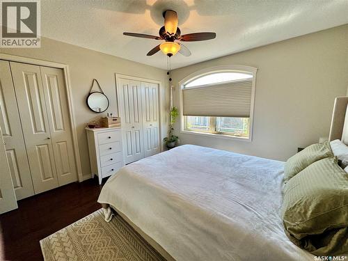 18 1600 Muzzy Drive, Prince Albert, SK - Indoor Photo Showing Bedroom