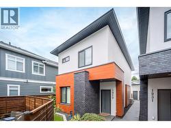 1929 Ethel Street Kelowna, BC V1Y 2Z5