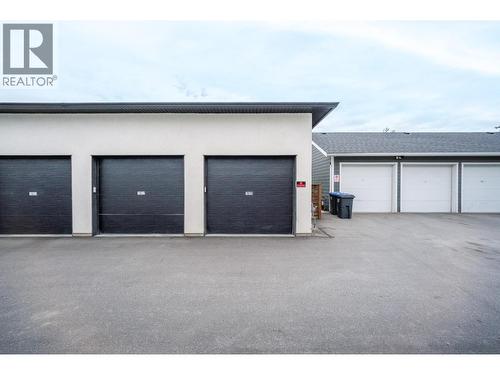 1929 Ethel Street, Kelowna, BC - Outdoor