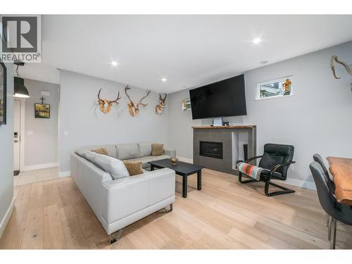 1929 Ethel Street, Kelowna, BC - Indoor With Fireplace