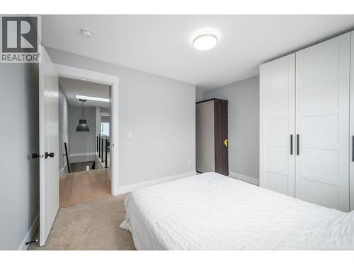 1929 Ethel Street, Kelowna, BC - Indoor Photo Showing Bedroom