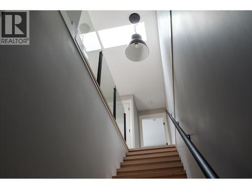 1929 Ethel Street, Kelowna, BC - Indoor Photo Showing Other Room