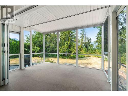 151 25 Street Ne, Salmon Arm, BC - Outdoor With Exterior