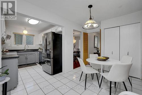 1950 Ludgate Crescent, Ottawa, ON - Indoor Photo Showing Dining Room