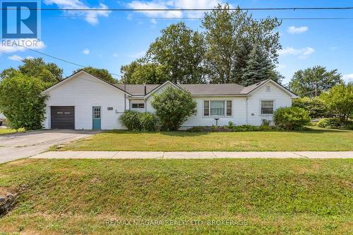 333 Ridge Road S, Fort Erie (Crystal Beach), ON - Outdoor With Facade