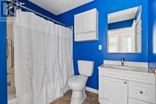 333 Ridge Road S, Fort Erie (Crystal Beach), ON - Indoor Photo Showing Bathroom