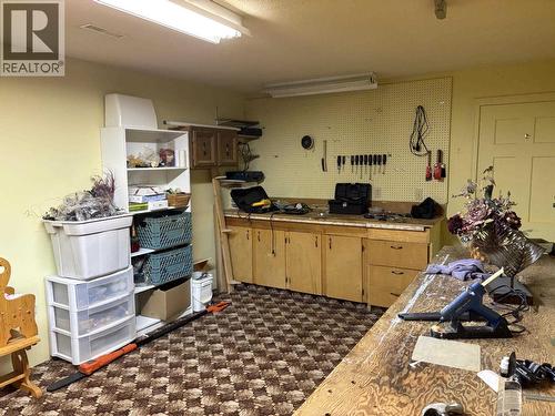 404 N Birch Avenue, 100 Mile House, BC - Indoor