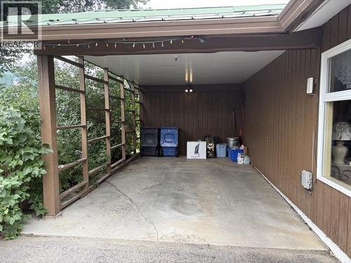 404 N Birch Avenue, 100 Mile House, BC - Indoor Photo Showing Garage