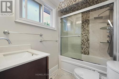 70 Cockburn Drive, Toronto, ON - Indoor Photo Showing Bathroom