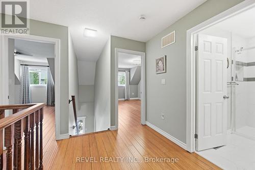 10 Kopperfield Lane, Hamilton, ON - Indoor Photo Showing Other Room