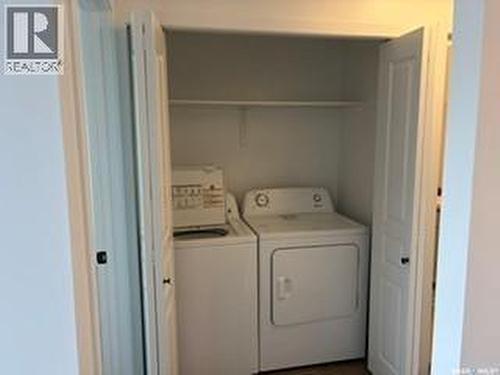 35 4850 Harbour Landing Drive, Regina, SK - Indoor Photo Showing Laundry Room