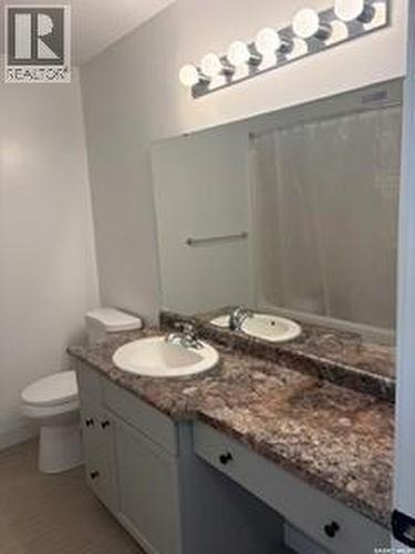 35 4850 Harbour Landing Drive, Regina, SK - Indoor Photo Showing Bathroom