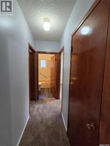 142 First Street W, Glenavon, SK - Indoor Photo Showing Other Room