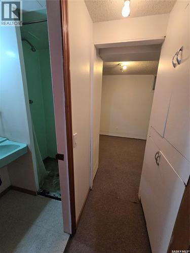 142 First Street W, Glenavon, SK - Indoor Photo Showing Other Room