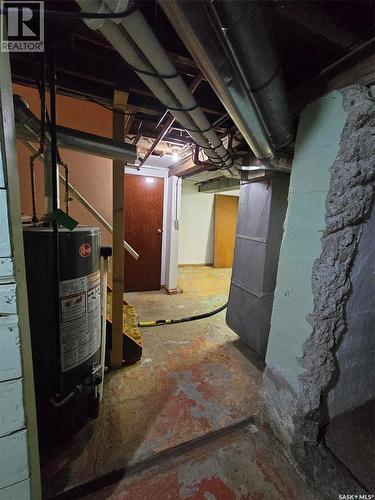 142 First Street W, Glenavon, SK - Indoor Photo Showing Basement