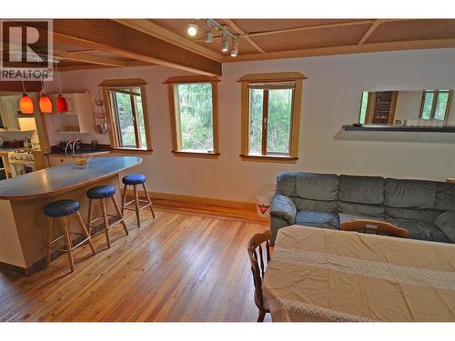 2022 Creek Street, Nelson, BC - Indoor Photo Showing Living Room