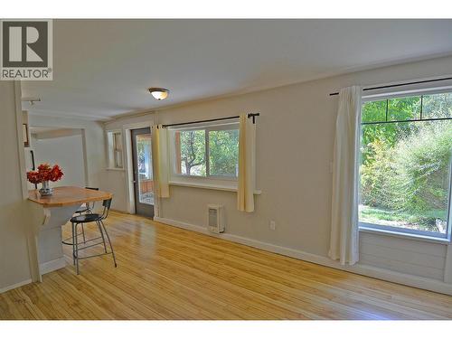 2022 Creek Street, Nelson, BC - Indoor