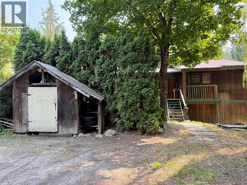 2022 Creek Street, Nelson, BC - Outdoor
