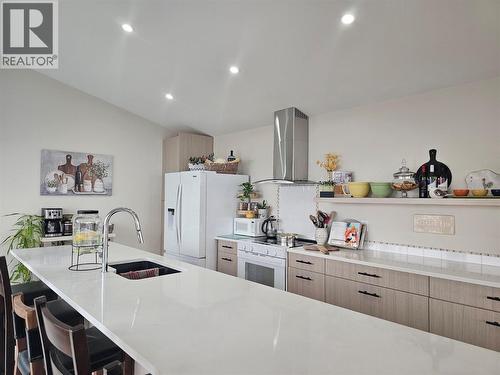 2545 Panoramic Way, Blind Bay, BC - Indoor Photo Showing Kitchen With Double Sink