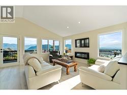 2545 Panoramic Way Blind Bay, BC V0E 1H0