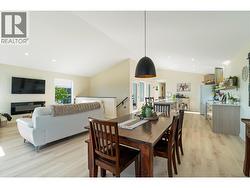 2545 Panoramic Way Blind Bay, BC V0E 1H0