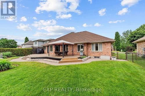 57 Valleyview Crescent, Thames Centre (Dorchester), ON - Outdoor With Deck Patio Veranda