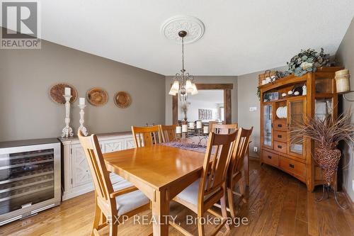 57 Valleyview Crescent, Thames Centre (Dorchester), ON - Indoor Photo Showing Dining Room
