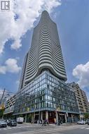 1612 - 403 CHURCH STREET Toronto, ON M4Y 2C2