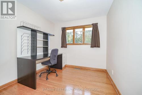 133 Sussex Street, Oshawa, ON - Indoor