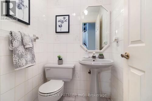 85 Calgary Gardens, Vaughan, ON - Indoor Photo Showing Bathroom