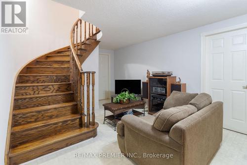 85 Calgary Gardens, Vaughan, ON - Indoor Photo Showing Other Room