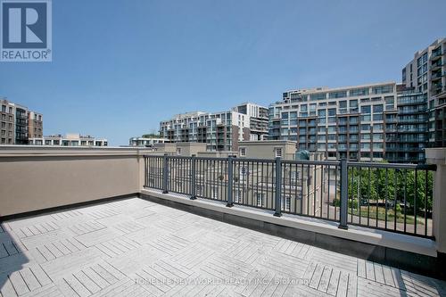 1 Mackenzie'S Stand Avenue, Markham, ON - Outdoor With Balcony