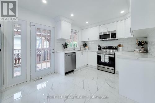62 Hazel Street, St. Catharines, ON - Indoor Photo Showing Kitchen With Stainless Steel Kitchen With Upgraded Kitchen