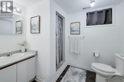 62 Hazel Street, St. Catharines, ON - Indoor Photo Showing Bathroom